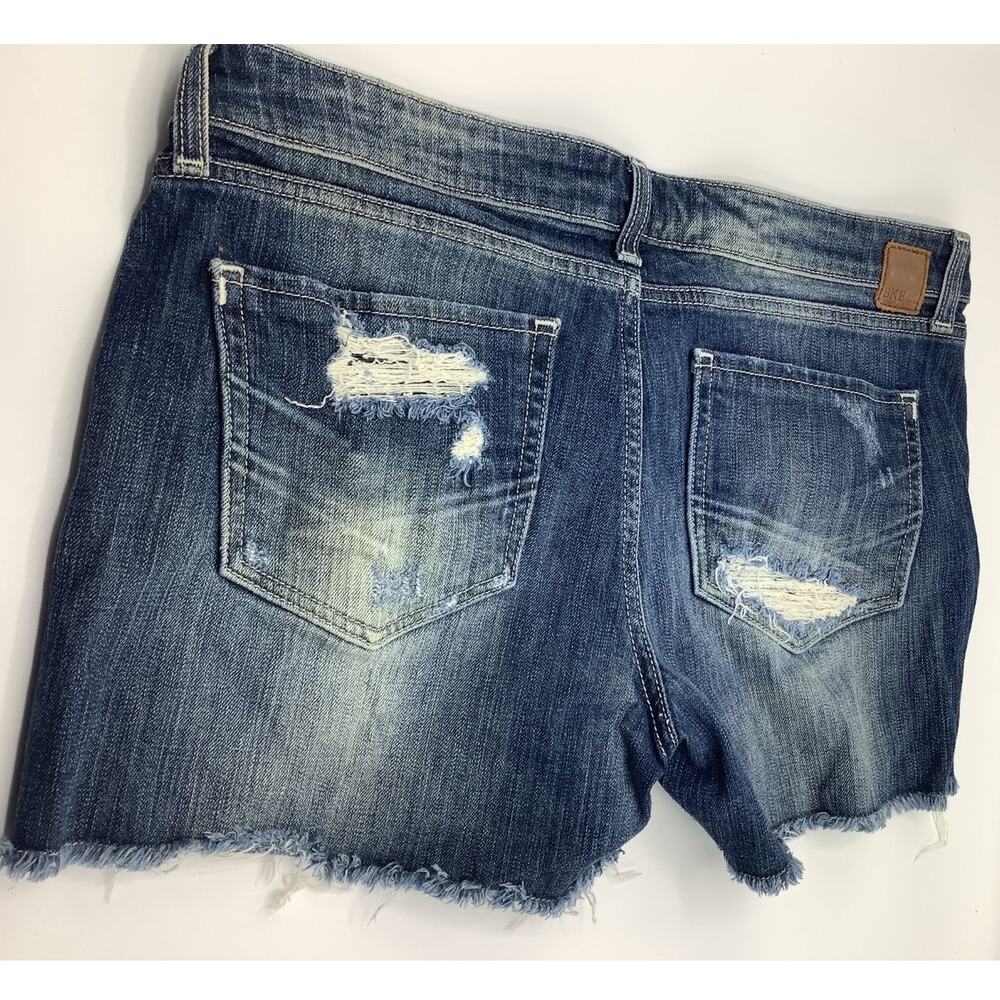 BKE Stella Distressed Denim Cut Off Shorts Size 32 Frayed Hem - Picture 3 of 4